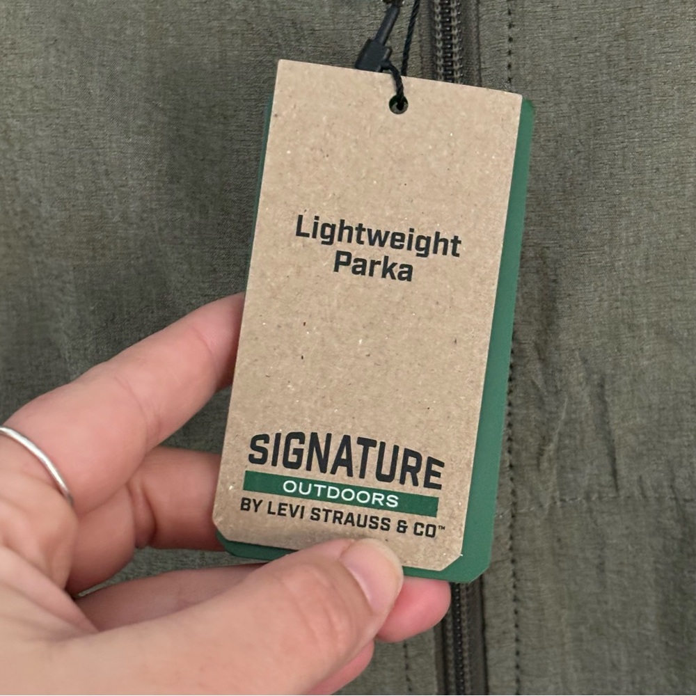 • NWT! [Levi’s] Lightweight Parka • - Picture 5 of 10